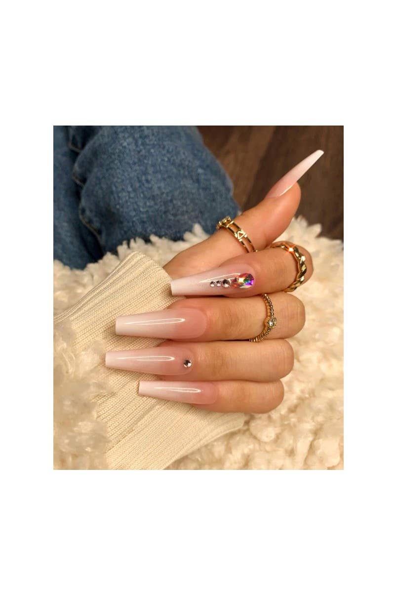 LA Colors CNT365 Lavish Luxe Nail Tip Kit Venus - 3pc
